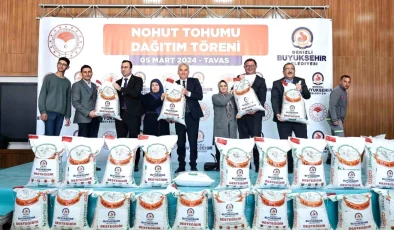 Denizli Büyükşehir Belediyesi, Çiftçilere Nohut Tohumu Desteği Veriyor