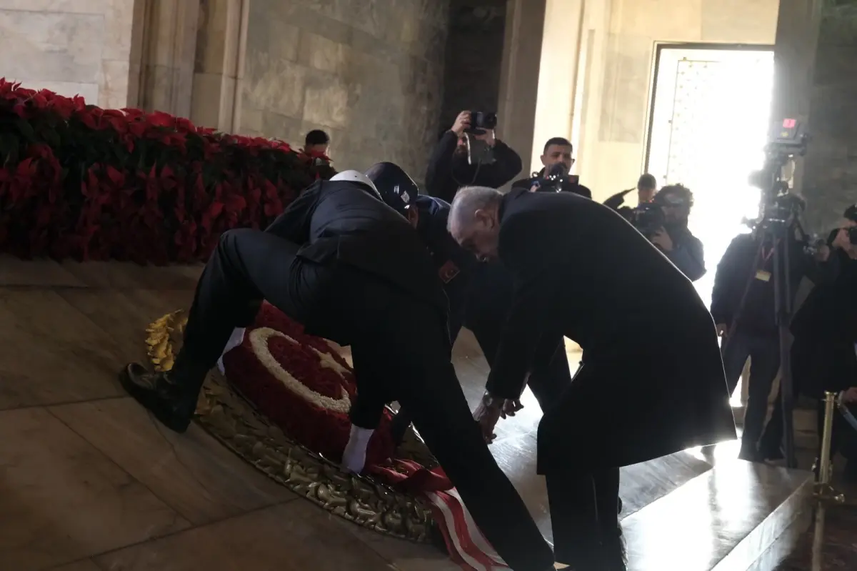 Anıtkabir’de 10 Kasım töreni