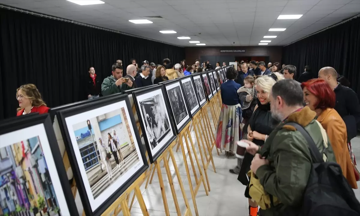 Edirne’de ‘Sokağın Nabzı’ Sergisi Açıldı